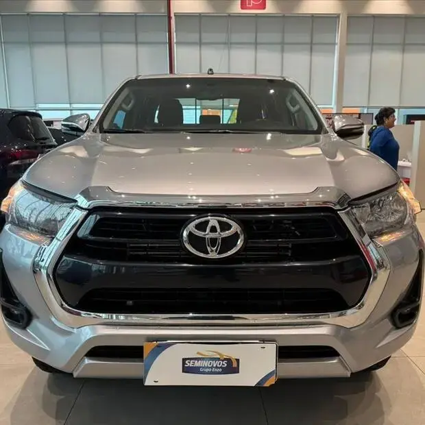 Toyota HILUX 2.8 D-4D TURBO DIESEL CD SRV 4X4 AUTOMÁTICO