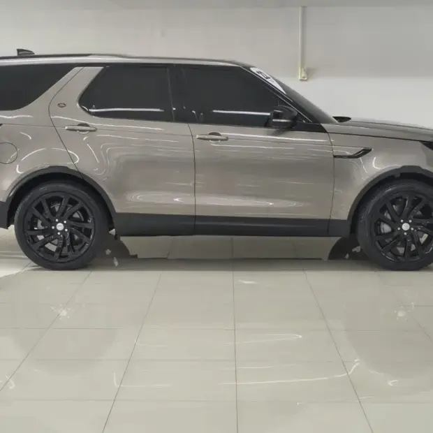 Land Rover Discovery HSE 3.0