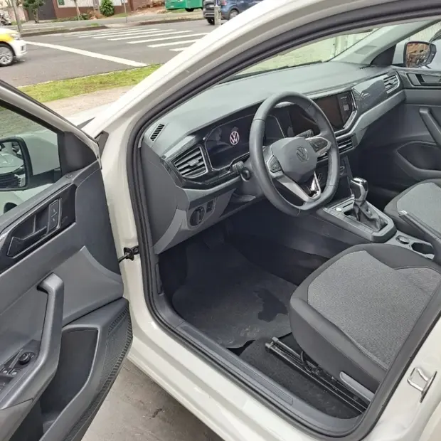 Volkswagen POLO 1.0 170 TSI COMFORTLINE AUTOMÁTICO