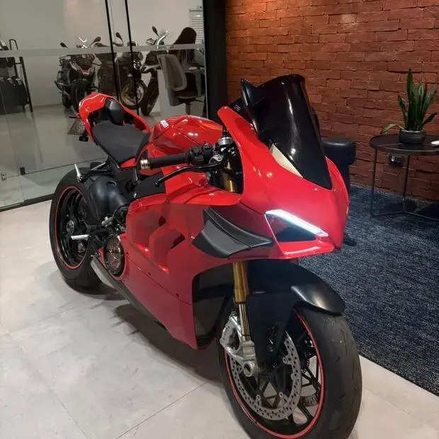 Ducati Panigale V4 S