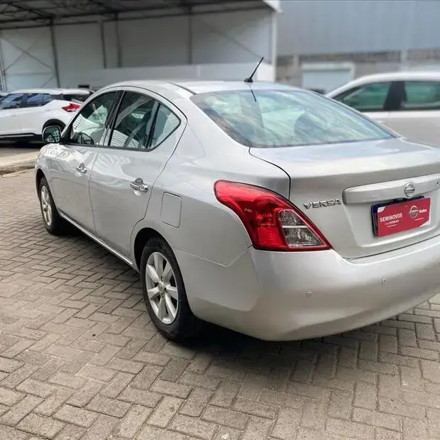 Nissan VERSA 1.6 16V FLEX SL 4P MANUAL