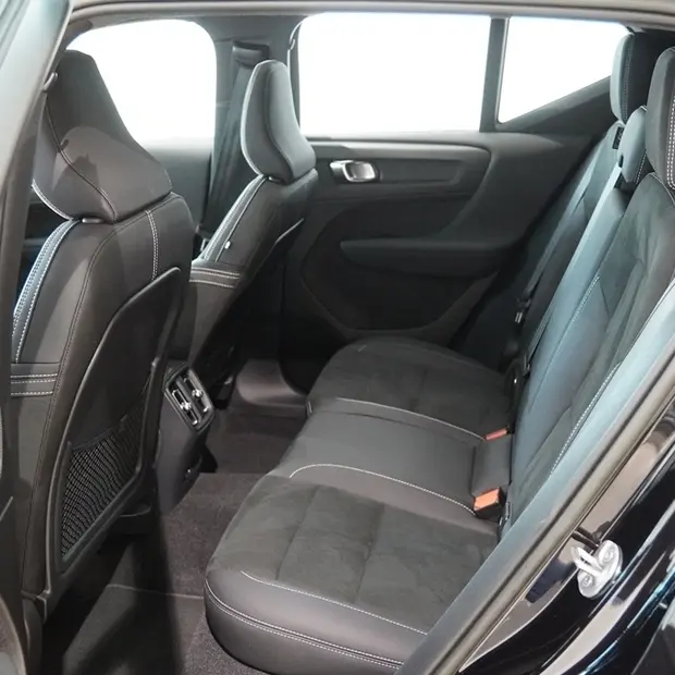 Volvo XC40 P8 RECHARGE TWIN ELECTRIC ULTIMATE AWD