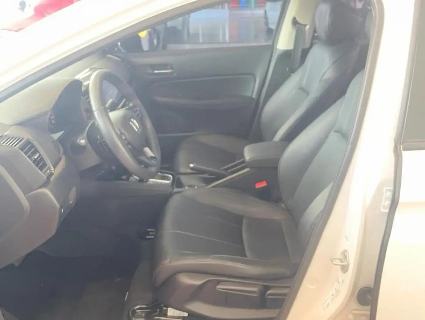 galeria CITY SEDAN EXL 1.5 16v