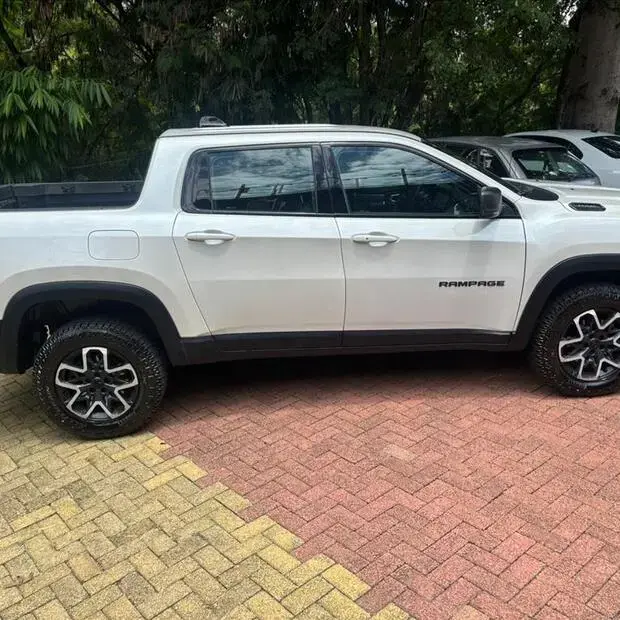 Ram RAMPAGE 2.0 TURBO DIESEL REBEL 4X4 AUTOMÁTICO