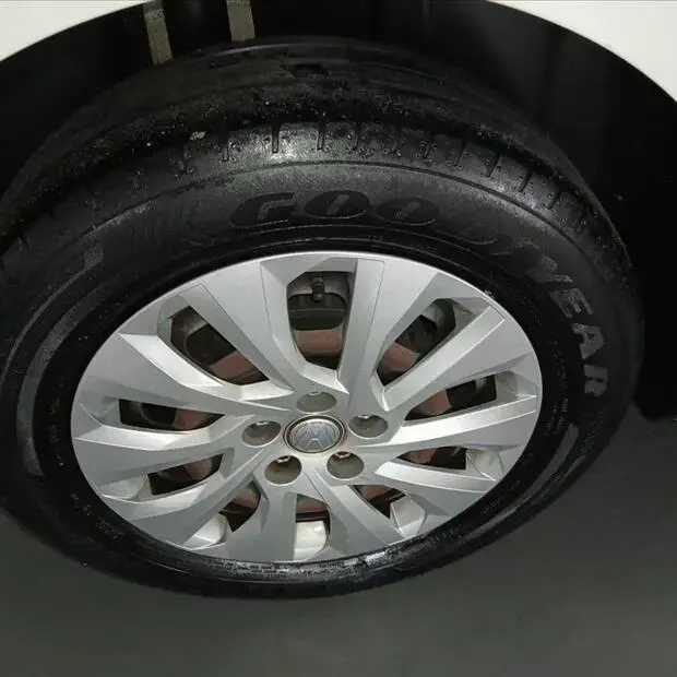 Volkswagen POLO 1.6 MSI TOTAL FLEX MANUAL