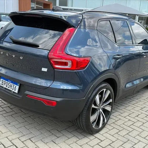 Volvo XC40 P8 RECHARGE ELECTRIC BEV PURE AWD