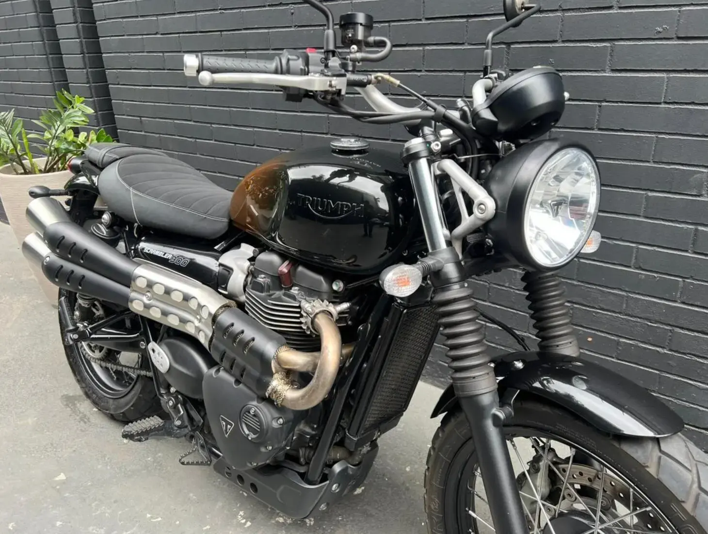 galeria Scrambler 900