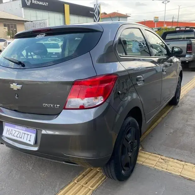 Chevrolet ONIX 1.0 MPFI LT 8V FLEX 4P MANUAL