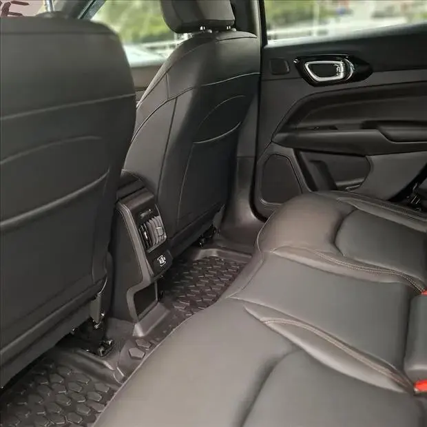 Jeep COMPASS 2.0 HURRICANE 4 TURBO GASOLINA OVERLAND AT9