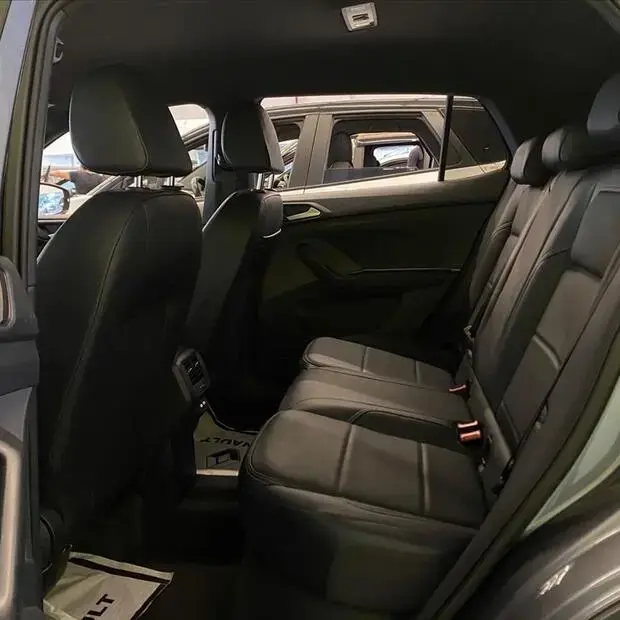 Volkswagen T-CROSS 1.0 200 TSI TOTAL FLEX COMFORTLINE AUTOMÁTICO