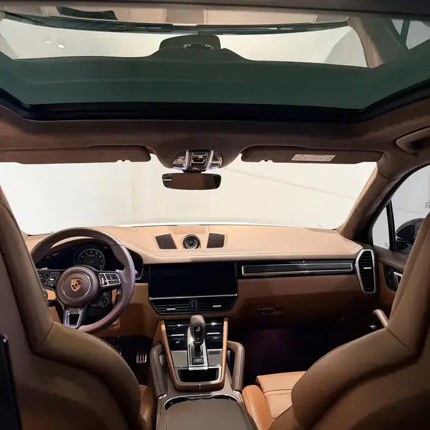 Porsche Cayenne Turbo 4.0 V8 550cv