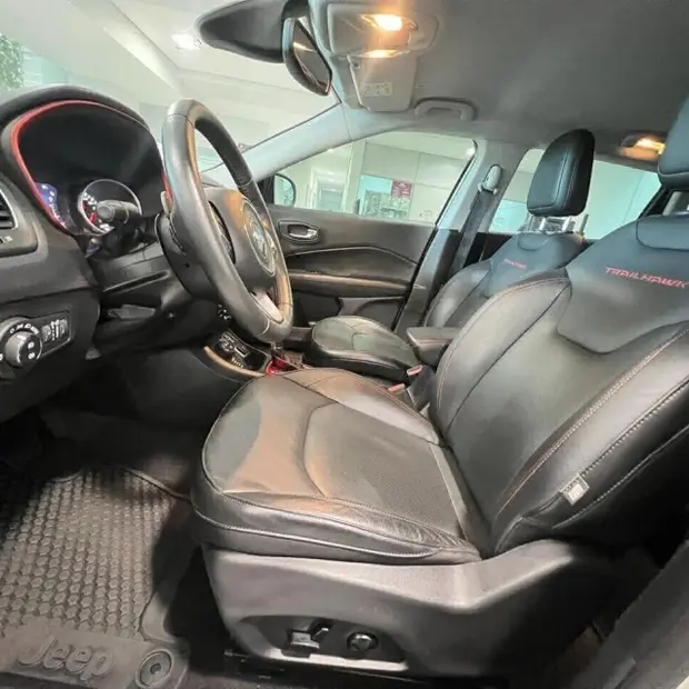 Jeep COMPASS 2.0 16V DIESEL TRAILHAWK 4X4 AUTOMÁTICO
