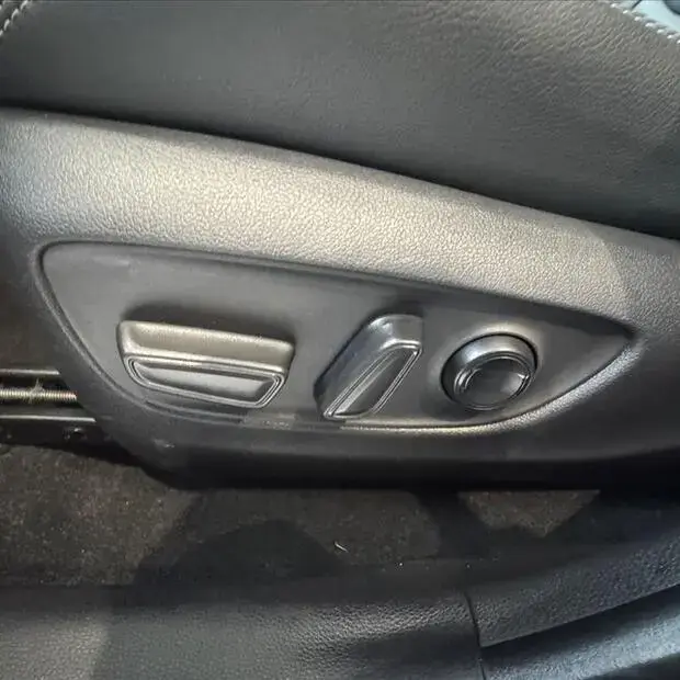 Toyota RAV4 2.5 VVT-IE HYBRID SX CONNECT AWD CVT