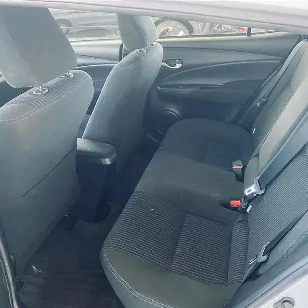 Toyota YARIS 1.3 16V FLEX XL PLUS TECH MULTIDRIVE