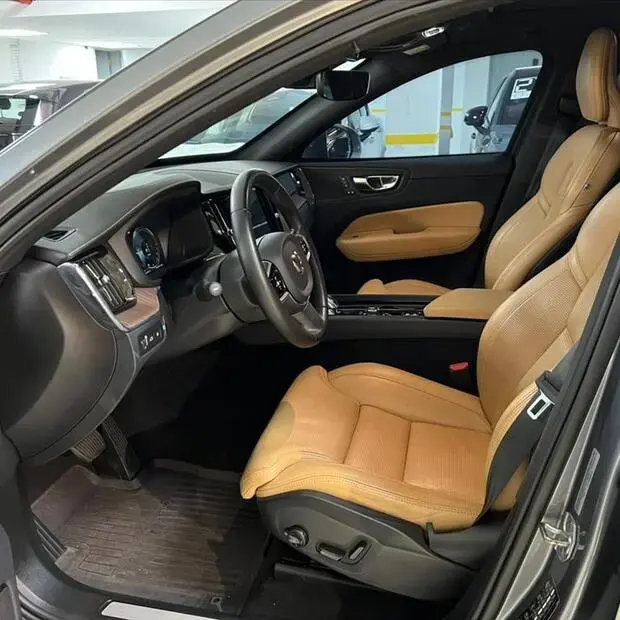 Volvo XC60 2.0 T8 HYBRID INSCRIPTION AWD GEARTRONIC