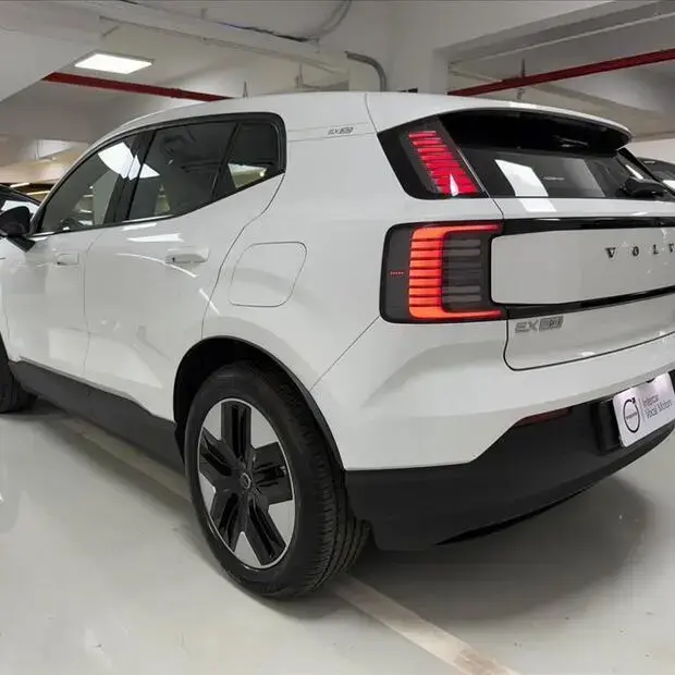 Volvo EX30 69 KW ELÉTRICO CORE