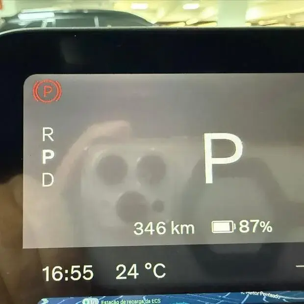 Volvo EX30 69 KW ELÉTRICO CORE