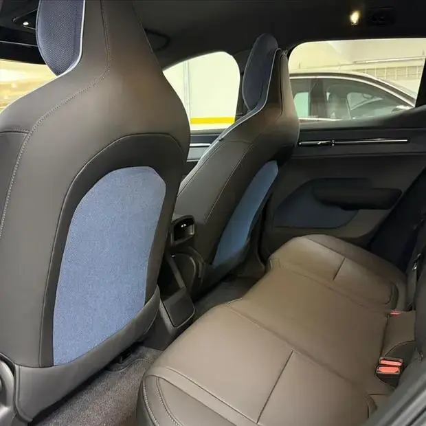 Volvo EX30 69 KW ELÉTRICO CORE