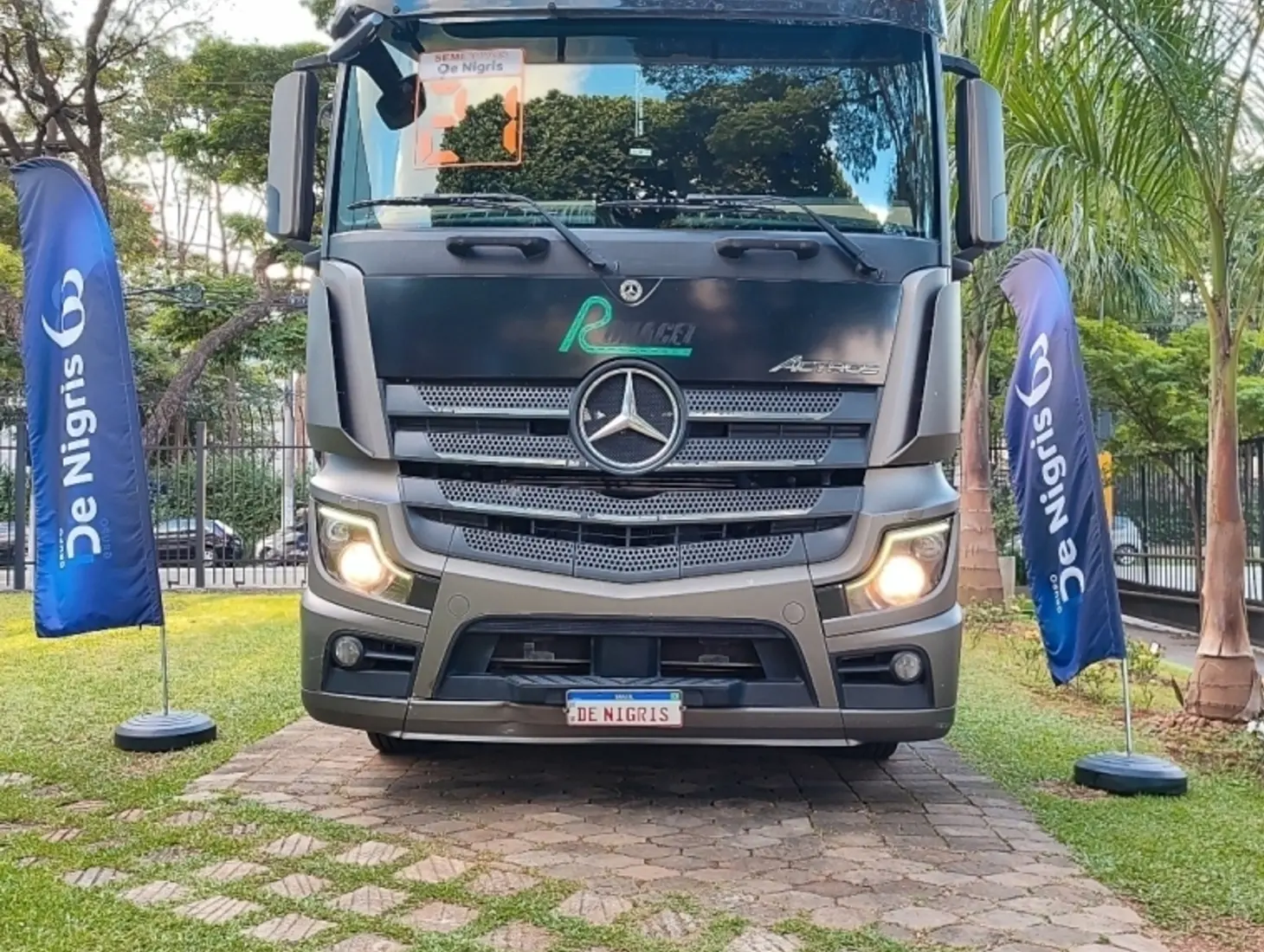 galeria Actros 2548