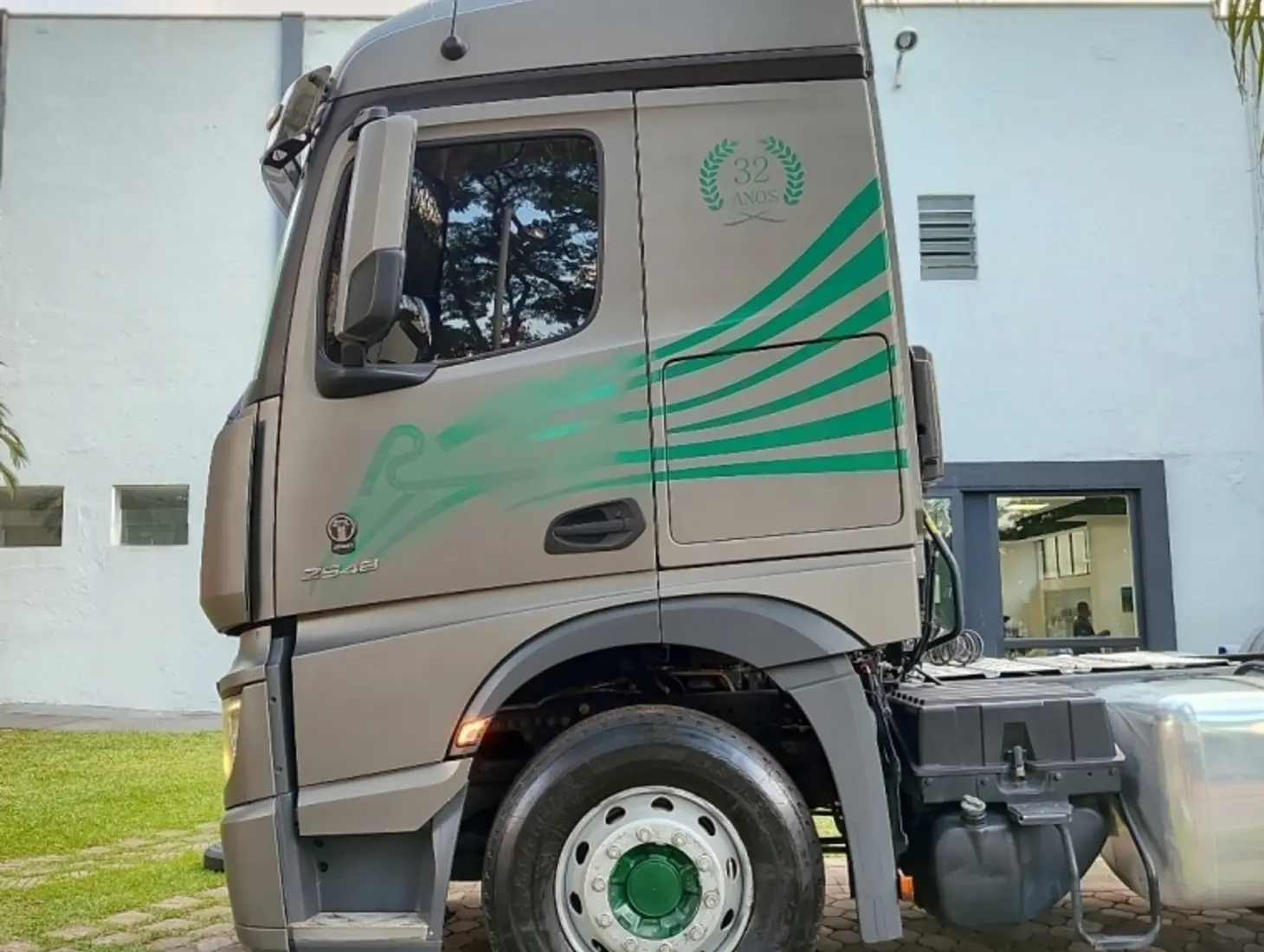 galeria Actros 2548