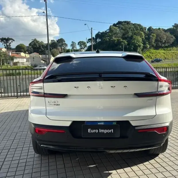 Volvo C40 Recharge Plus (Elétrico)