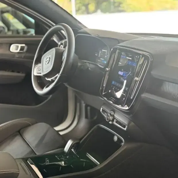 Volvo C40 Recharge Plus (Elétrico)