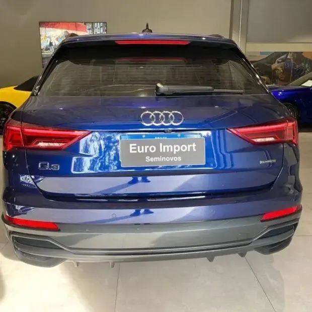 Audi Q3 Performance Black 2.0