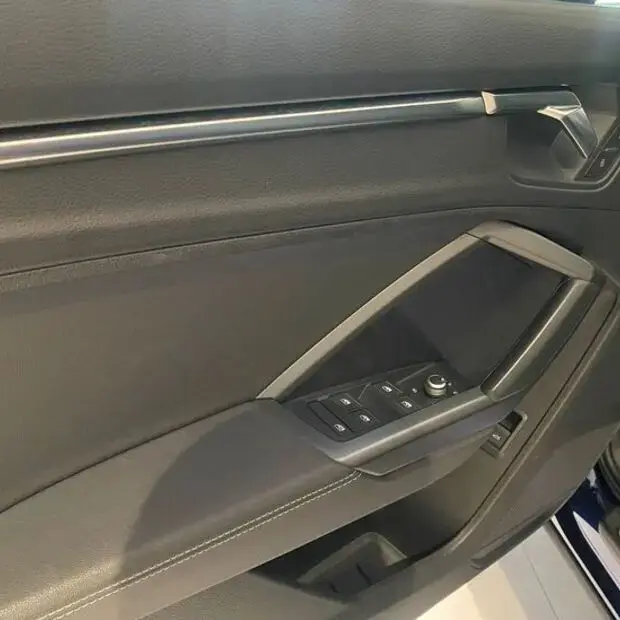 Audi Q3 Performance Black 2.0