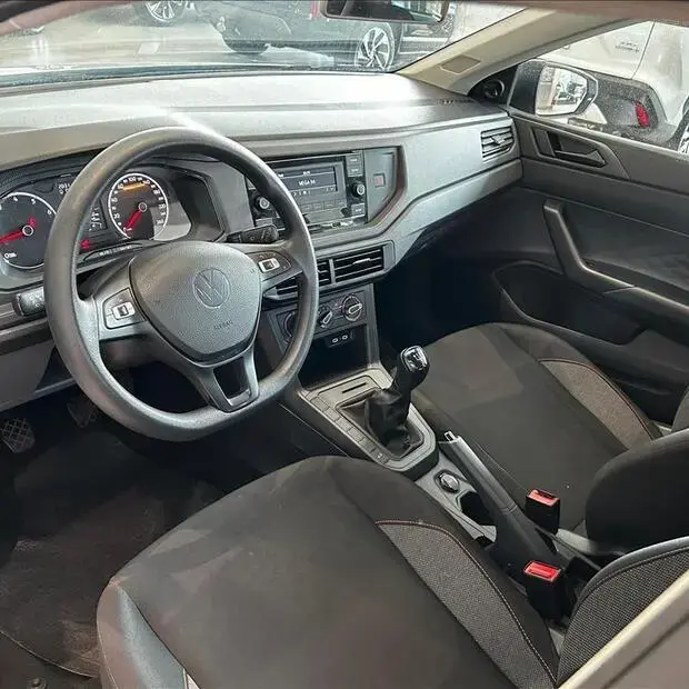 Volkswagen POLO 1.0 MPI TRACK MANUAL