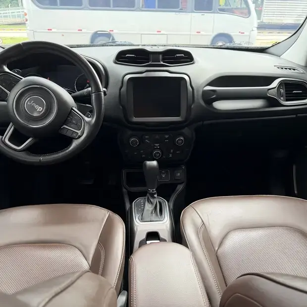 Jeep RENEGADE 1.8 16V FLEX LIMITED 4P AUTOMÁTICO