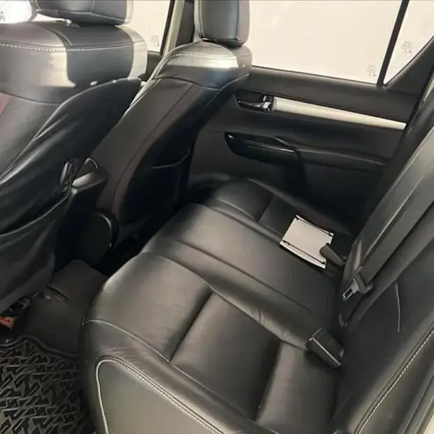 Toyota HILUX 2.8 SR 4X4 CD 16V DIESEL 4P AUTOMÁTICO