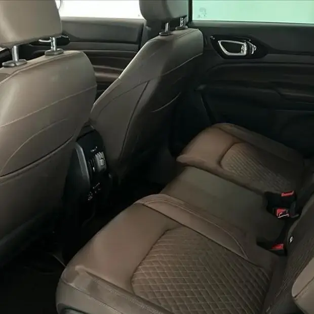 Jeep COMMANDER 2.0 HURRICANE 4 TURBO GASOLINA OVERLAND AT9