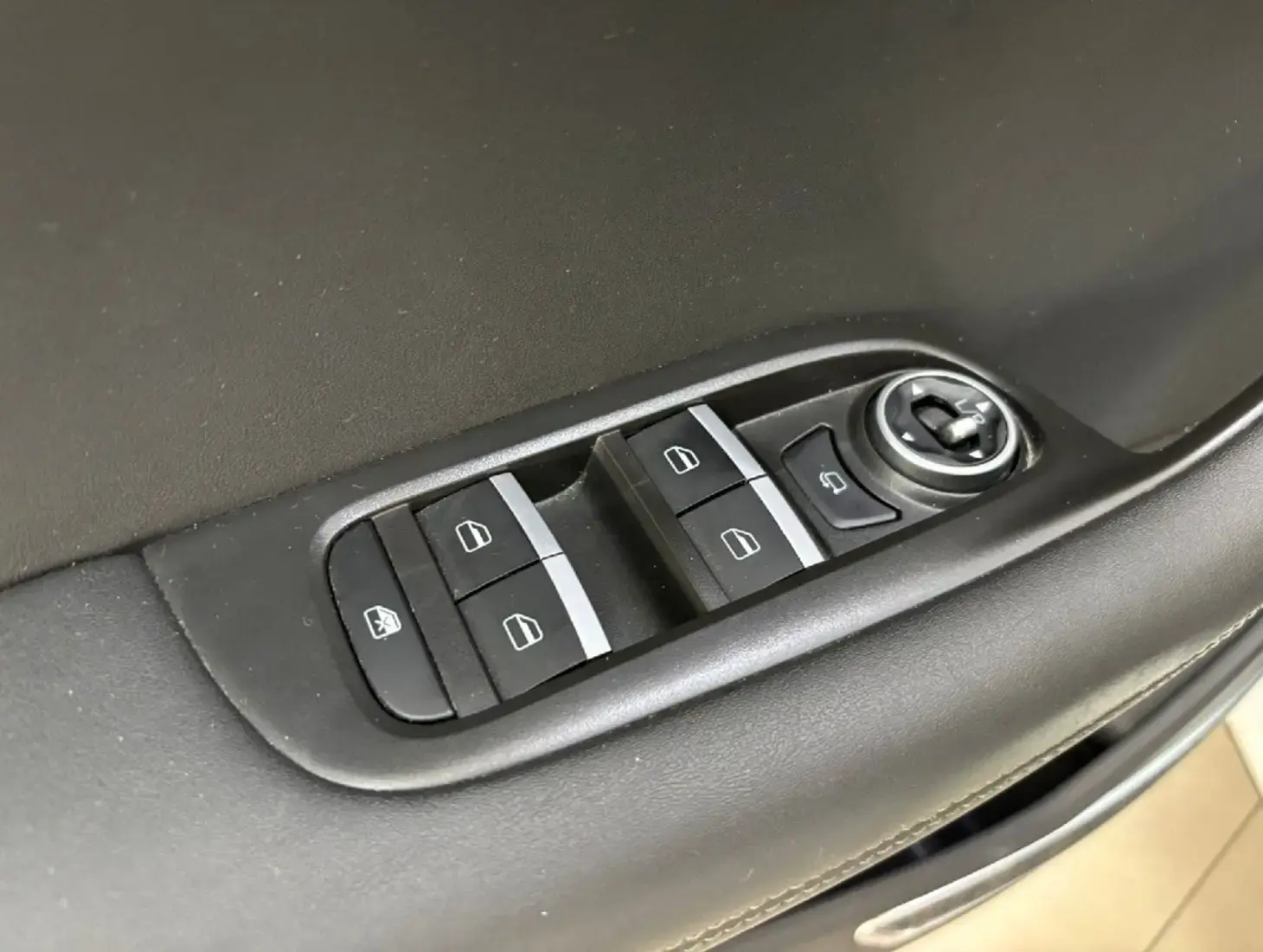 galeria TIGGO 5X PRO