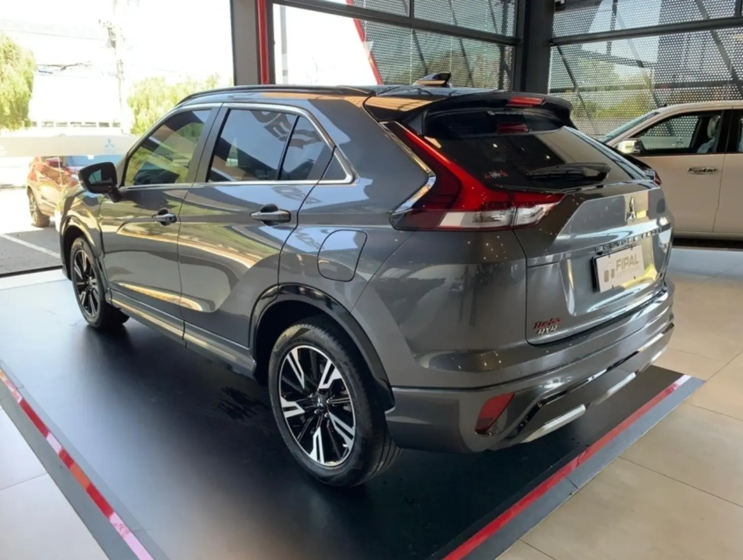 galeria ECLIPSE CROSS