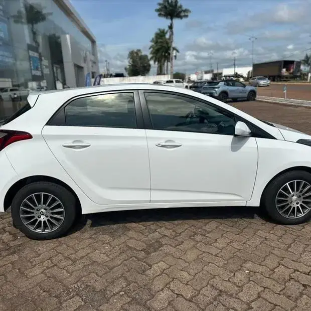 Hyundai HB20 1.0 UNIQUE 12V FLEX 4P MANUAL