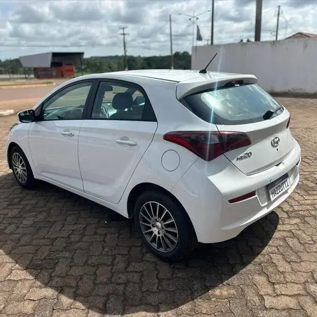 Hyundai HB20 1.0 UNIQUE 12V FLEX 4P MANUAL