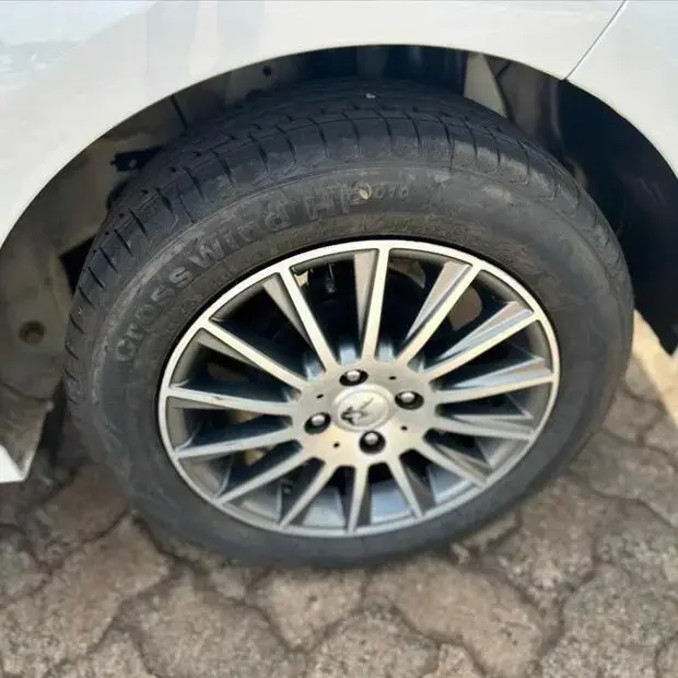 Hyundai HB20 1.0 UNIQUE 12V FLEX 4P MANUAL