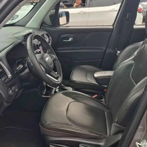 Jeep RENEGADE 1.3 T270 TURBO FLEX LONGITUDE AT6