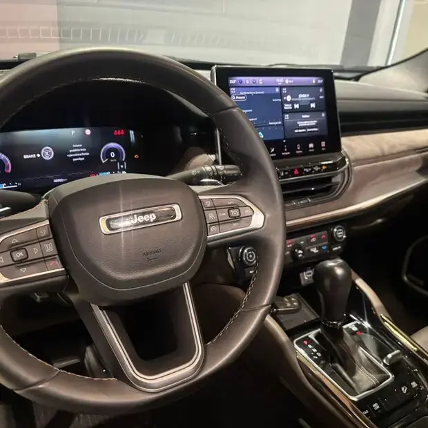 Jeep Commander Overland TD380 Diesel 4x4 (Aut)