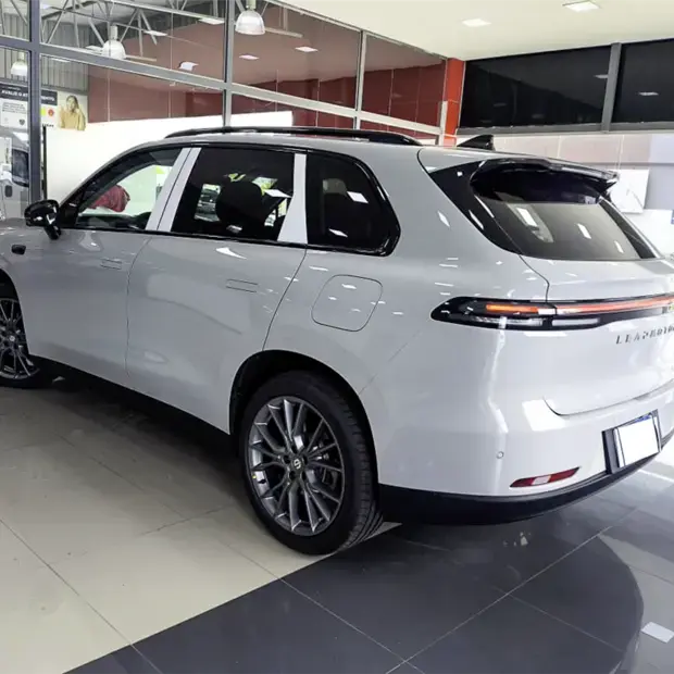 Leapmotor C10 28,4 KW REEV