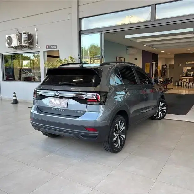 Volkswagen T-CROSS 1.0 200 TSI TOTAL FLEX AUTOMÁTICO