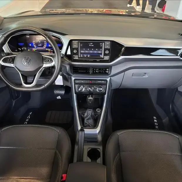 Volkswagen T-CROSS 1.0 200 TSI TOTAL FLEX AUTOMÁTICO