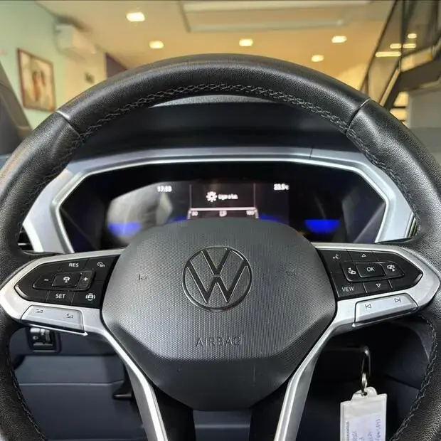 Volkswagen T-CROSS 1.0 200 TSI TOTAL FLEX AUTOMÁTICO