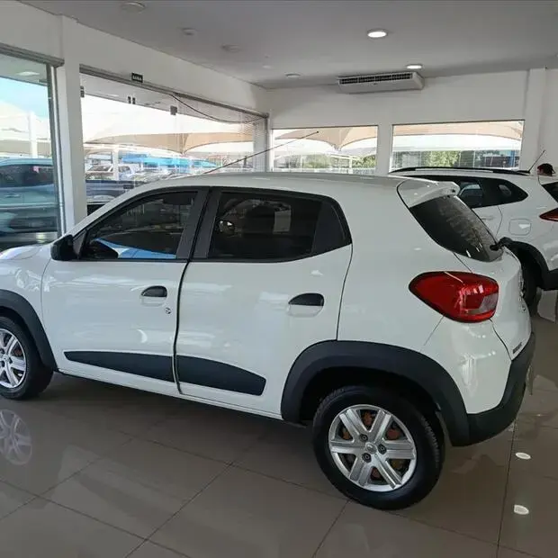 Renault KWID 1.0 12V SCE FLEX ZEN MANUAL