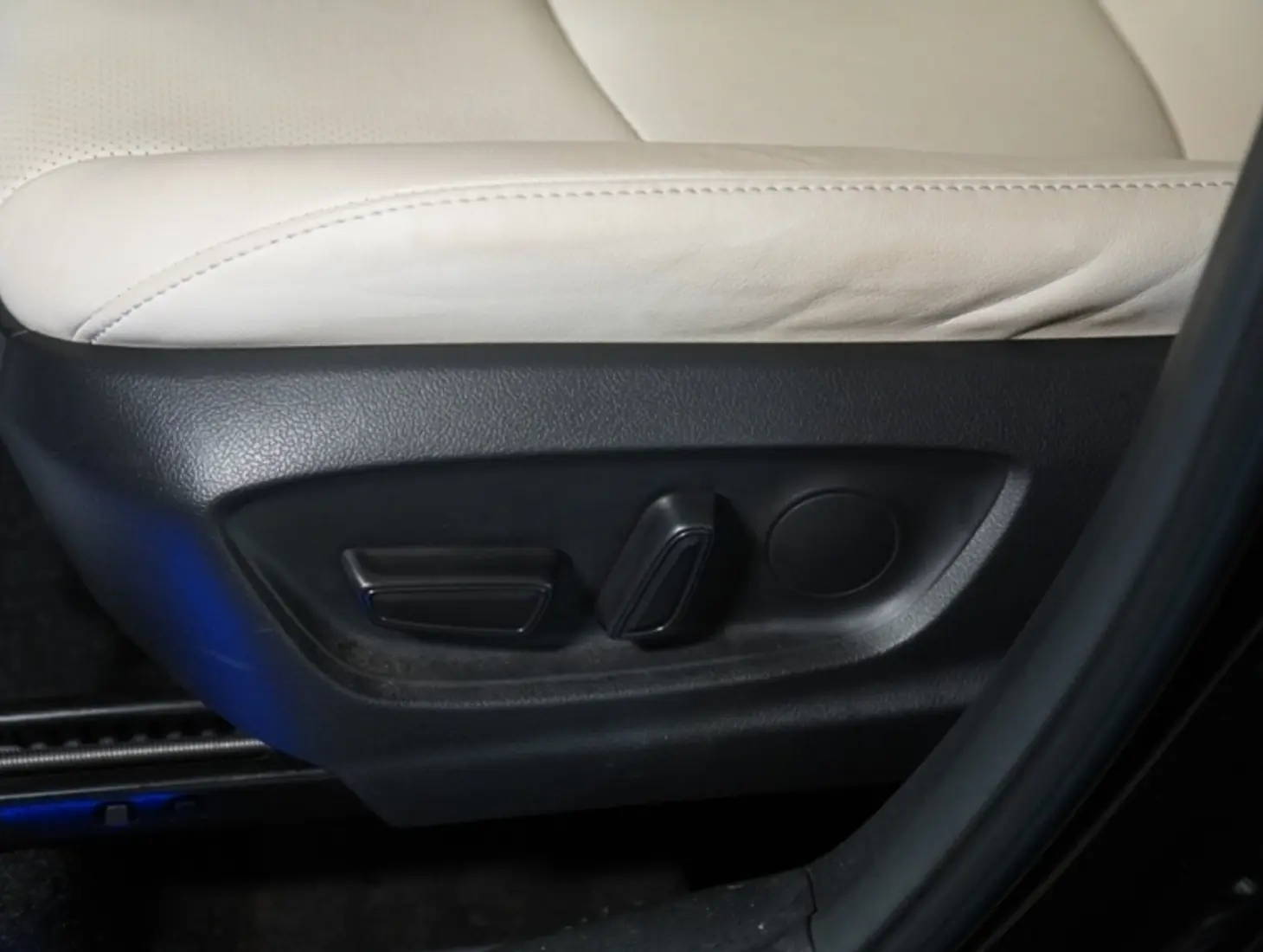 galeria COROLLA CROSS