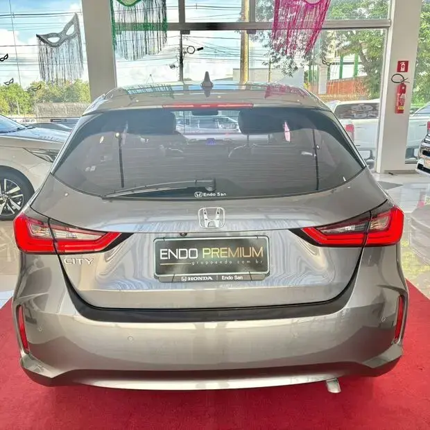 Honda CITY HATCHBACK TOURING 1.5 Flex 16V Aut CITY HATCHBACK TOURING 1.5 Flex 16V Aut