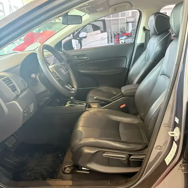 Honda CITY HATCHBACK TOURING 1.5 Flex 16V Aut CITY HATCHBACK TOURING 1.5 Flex 16V Aut