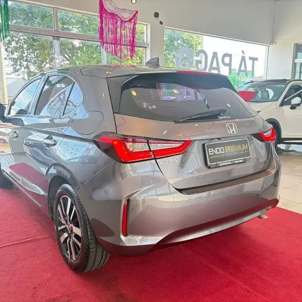 Honda CITY HATCHBACK TOURING 1.5 Flex 16V Aut CITY HATCHBACK TOURING 1.5 Flex 16V Aut