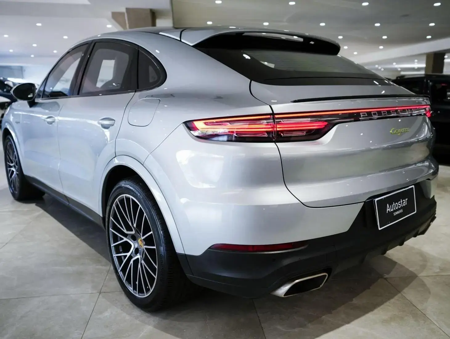 galeria Cayenne Coupé