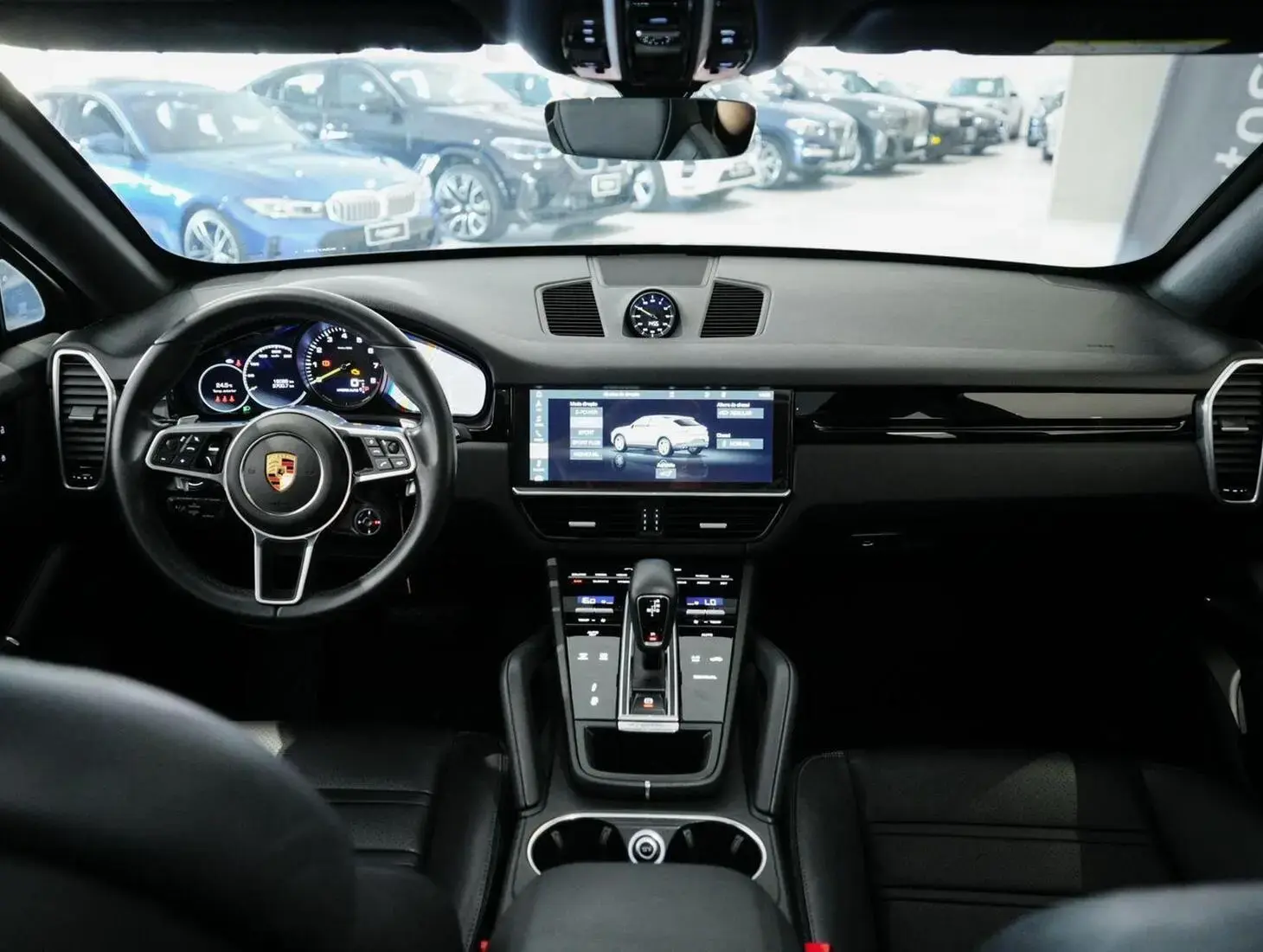 galeria Cayenne Coupé